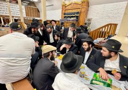 תפארת שבתפארת: התוועדות ב' אייר ב-770